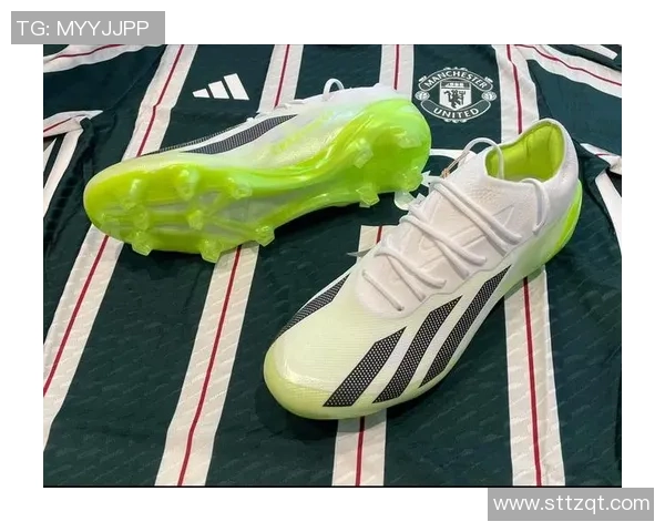 球星签名足球鞋市场价格分析及其收藏价值揭秘