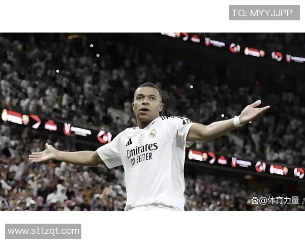 足球球星眼神杀：盘点那些在赛场上用眼神制胜的瞬间与故事