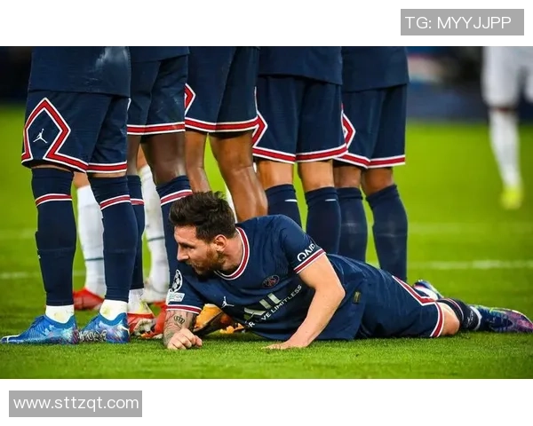 五大足球巨星高清素材图集展示经典瞬间与精彩时刻